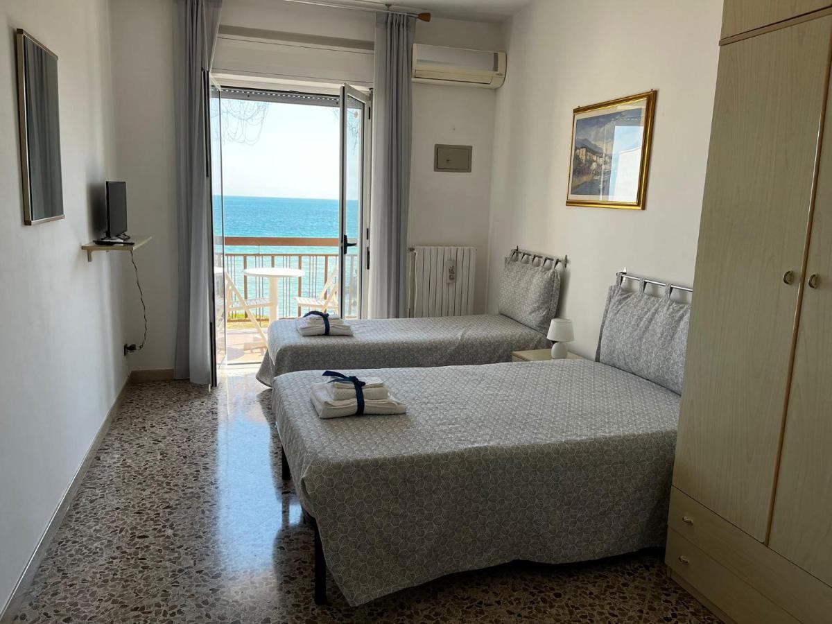 La Dimora Di Renzina Villa Monopoli Exterior photo