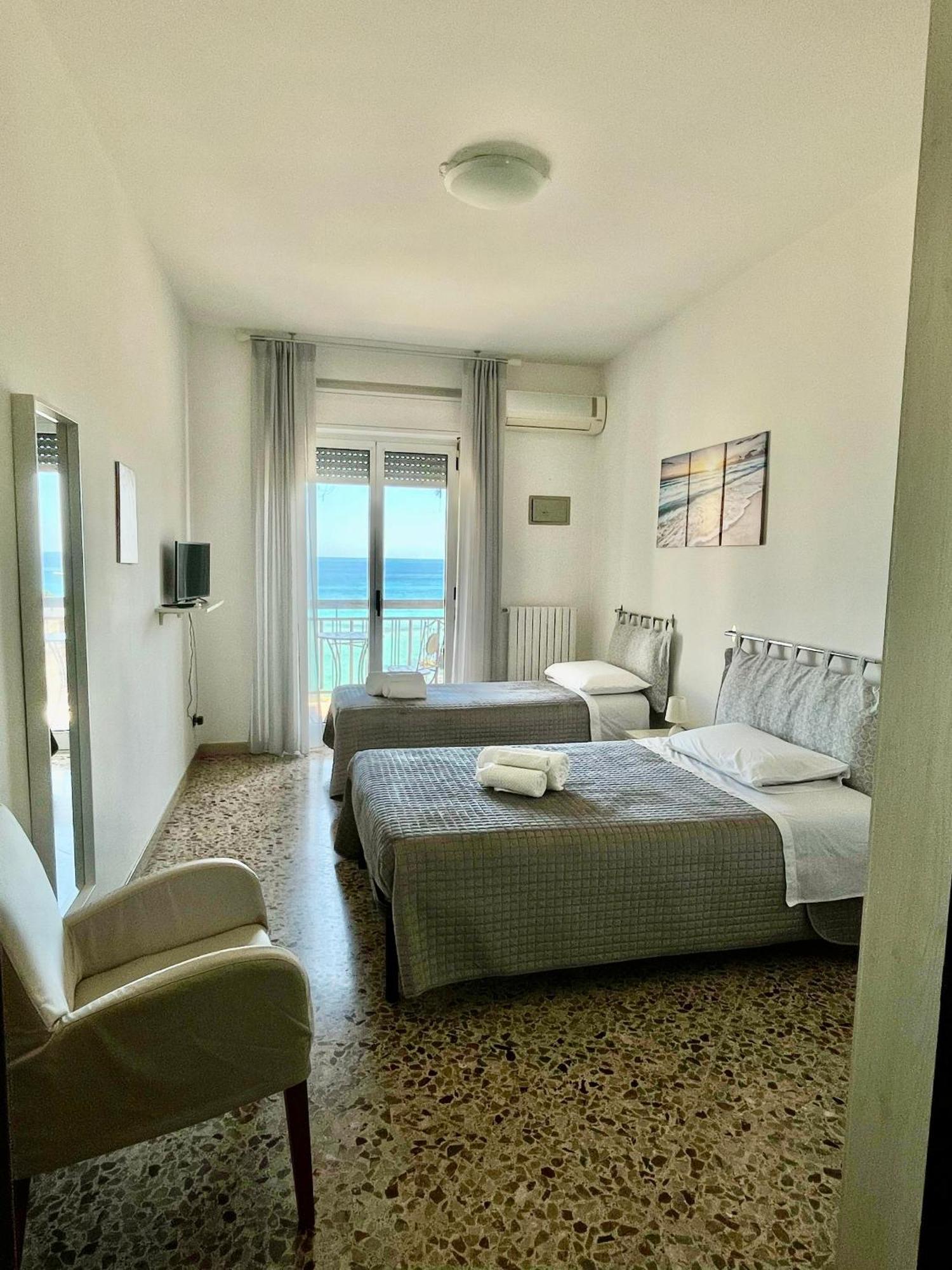 La Dimora Di Renzina Villa Monopoli Exterior photo
